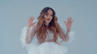 Dafina Dauti ft. Tafil Kurtishi - Mos u largo (Official Video 2019)